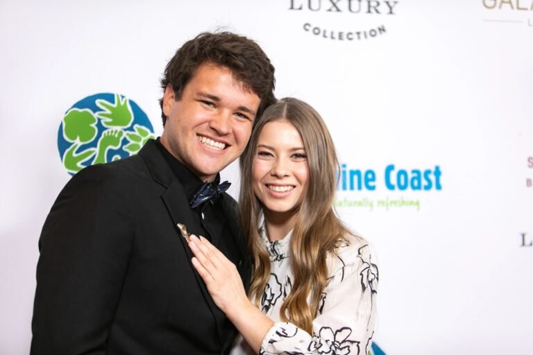 Steve Irwin Daughter Bindi Irwin Journey and Legacy